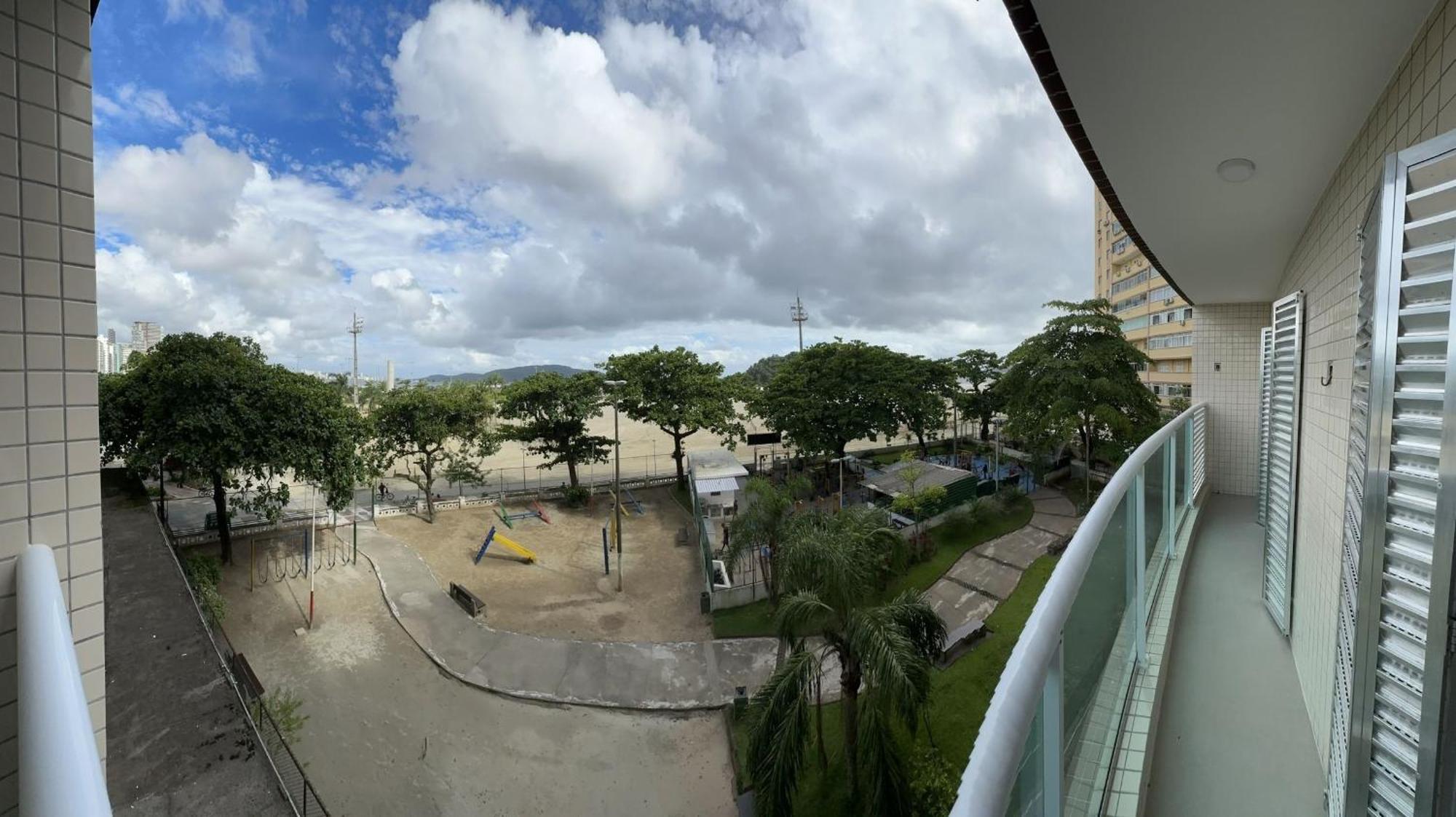Ap Pe Na Areia Vista Parcial Mar Apartment Santos  Exterior photo